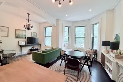 70 W Rutland Sq #2