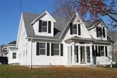 109 Pond Street #109 1