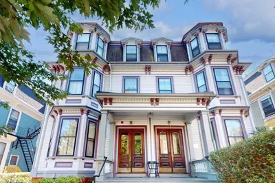 396 Broadway #1B