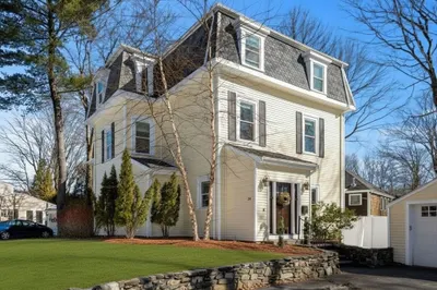 28 Mercer Rd