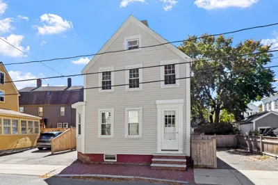 58 Temple St 1
