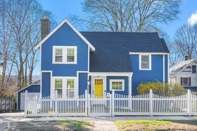 147 Highland Ave