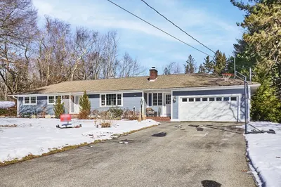 37 Chandler Rd
