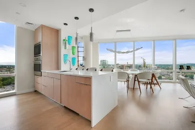 188 Brookline Ave #22A 1