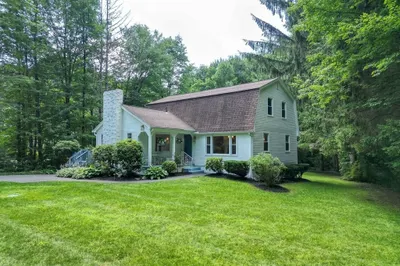 11 Sherwood Dr 1