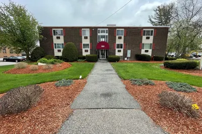 215 Chelmsford Street #1 1