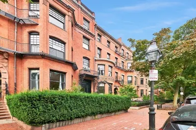 183 MarlBorough Street #B