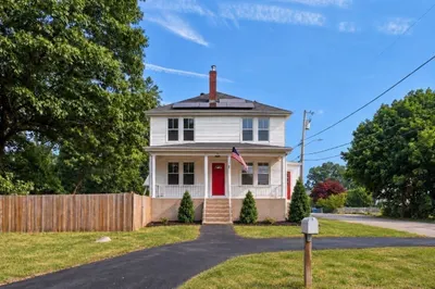 60 Highland Ave 1