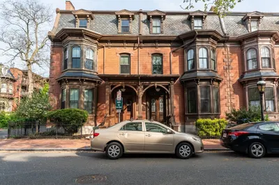47 Mattoon St 1