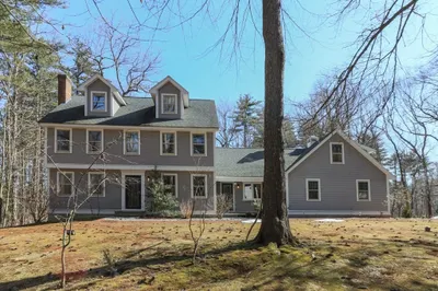 6 Brick Pond Way 1