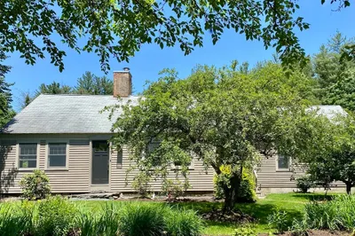 301 Princeton Rd 1