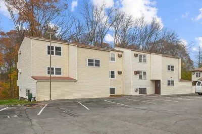 18 Mason Ct #18