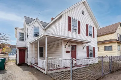 104 Shaw St 1