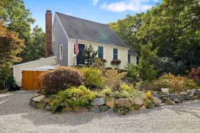 85 Hokum Rock Road 1