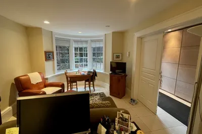4 Claremont Park #B