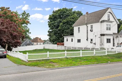 257 Aiken Ave 1