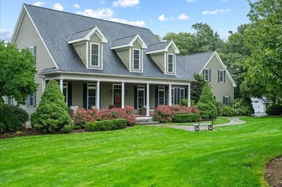 111 Paige Hill Rd 1