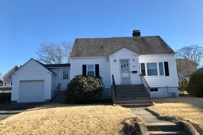 138 King Philip Rd 1