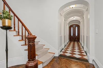 39 Hancock St #39-Main