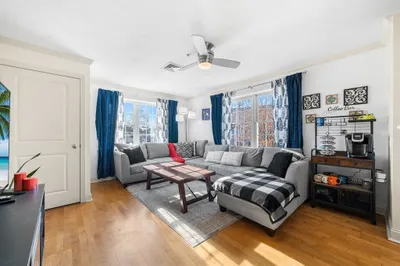 545 Page St #208