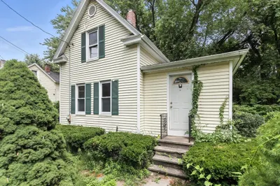39 Kings Ln