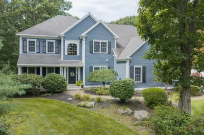 8 Wildewood Drive 1