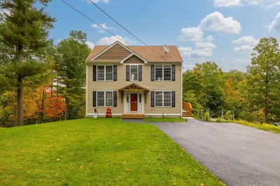 14 Lake View Dr
