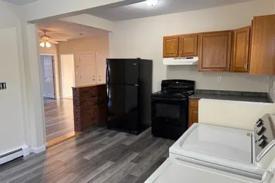 151 Belcher Street #1 1