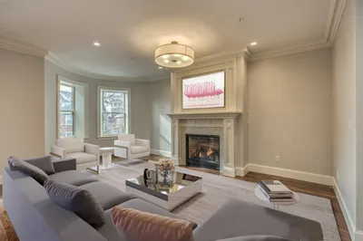 30 Winchester St #4