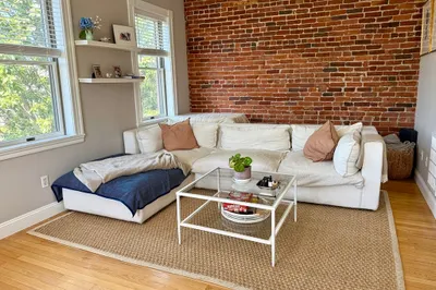 255 Main St #3