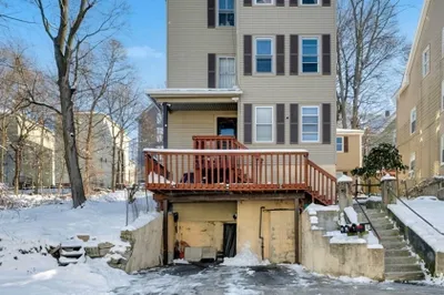 67 Rodney St
