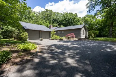 119 Old River Road
