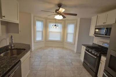 72 Grampian Way #3