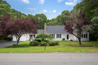 122 Oakmont Rd