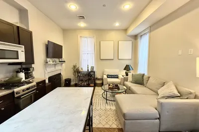 22 Hancock Street #203