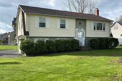 16 Watson St 1