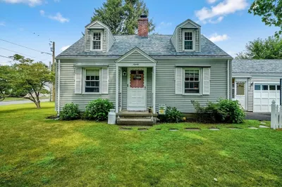 90 Roanoke Rd