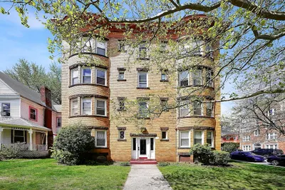 242 Fort Pleasant Ave 1