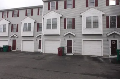 933 Varnum Ave #3 1