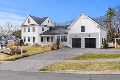 3 Spring Hill Farm Road 1