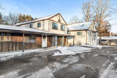 48 Lovering St #4