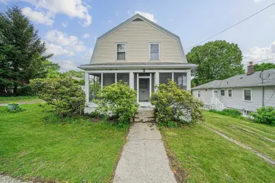 35 Acton St