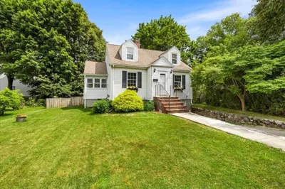 5 Marston Rd