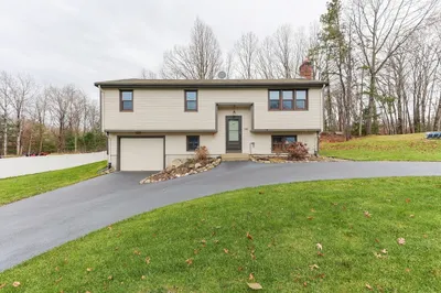 44 Montclair Drive 1