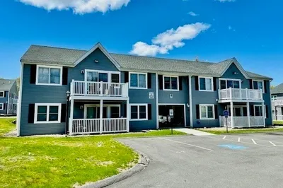 450 Somerset Ave #2-9