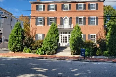 100 State St #5 1