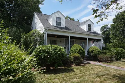 28 Whitney St