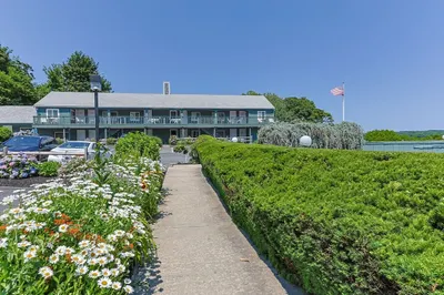 13 S Orleans Rd #41
