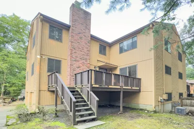 110 Mountain Gate Rd #110