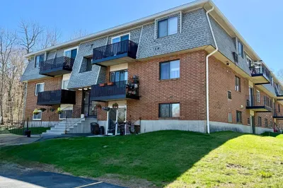 176 Maple Ave #5-25 1